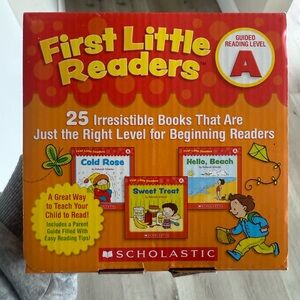 Scholastic First Little Readers Book Set - Red and Yellow